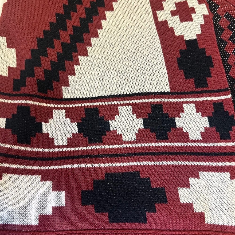 Authentic L’AGENCE Austin Jacquard Cape in Red Aztec | Size XXS - Picture 11 of 12